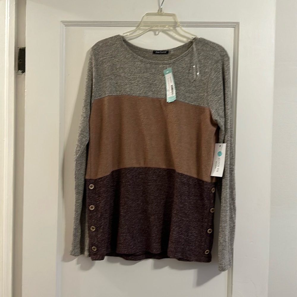 NWT pink clover sweater from stitch fix